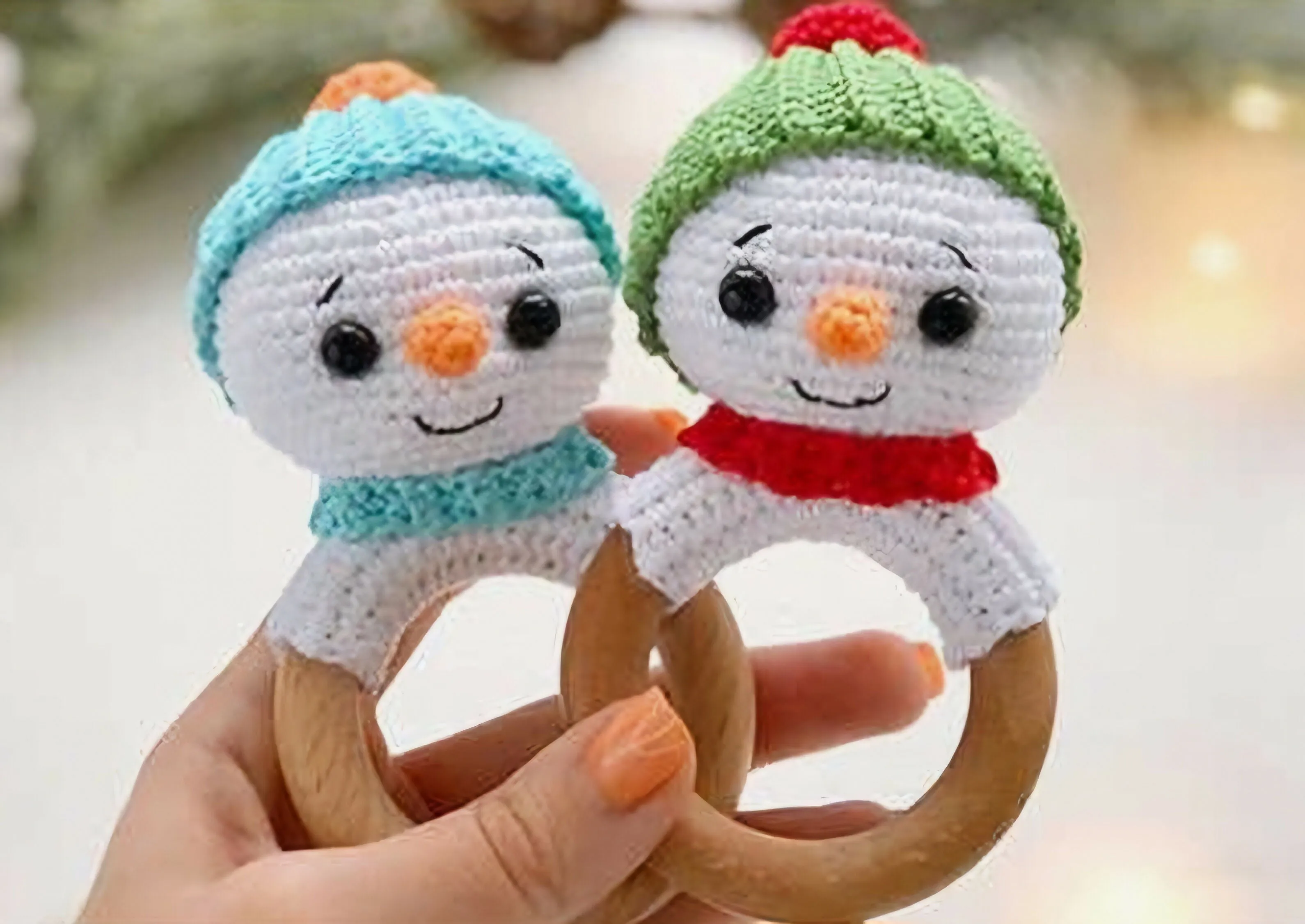 Crochet snowman baby rattle/hand made baby teether