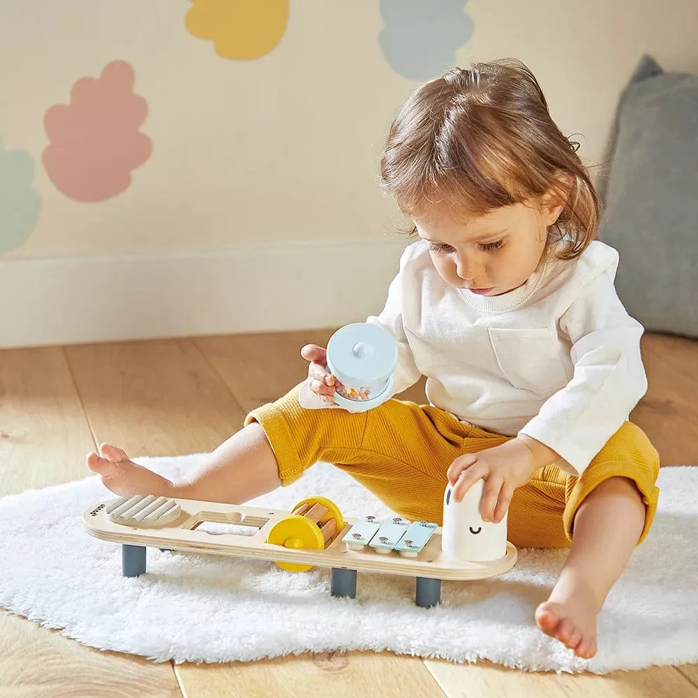 Sweet Cocoon Caterpillar Music Stand